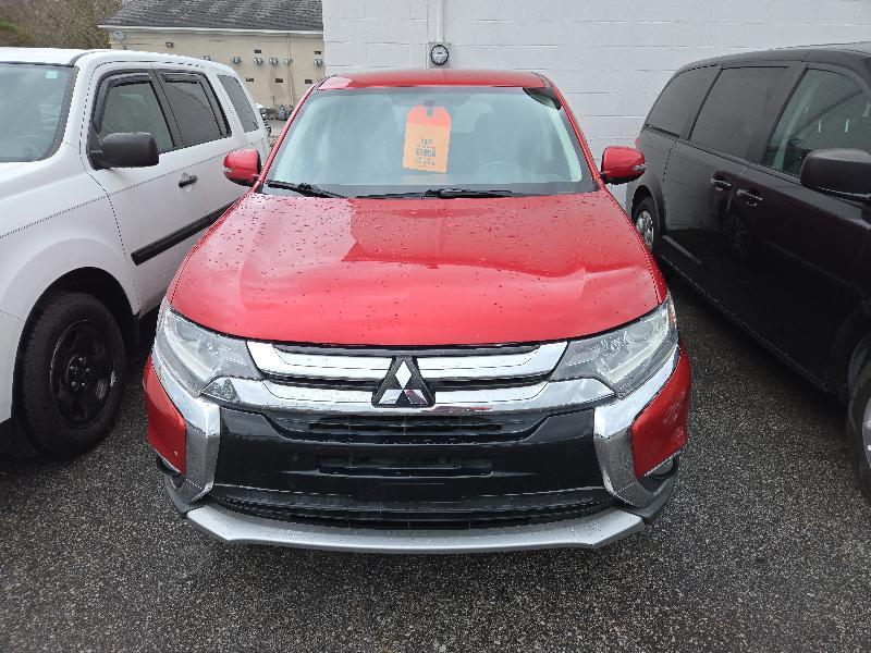 Mitsubishi Outlander SE 2WD 2017