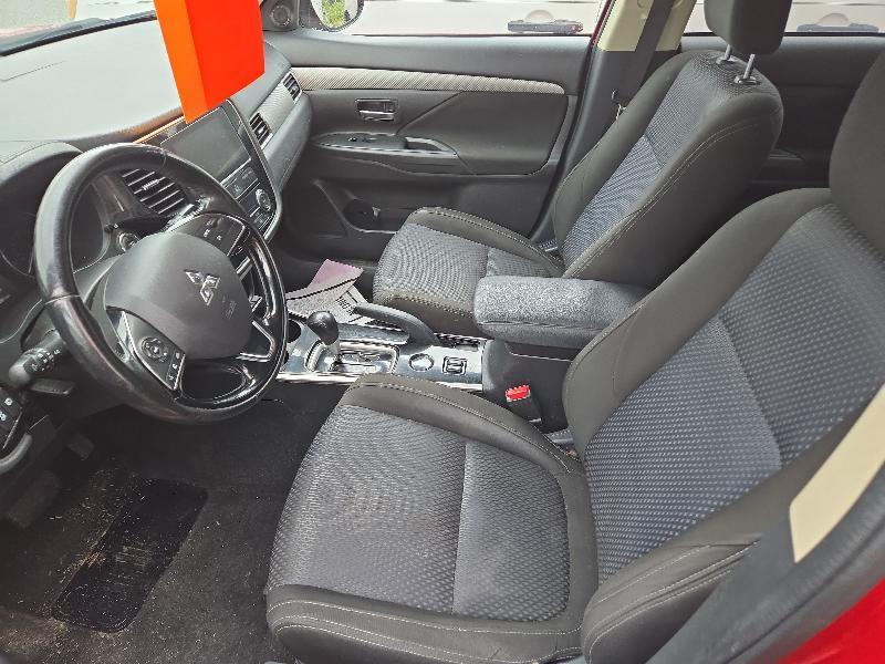 Mitsubishi Outlander SE 2WD 2017