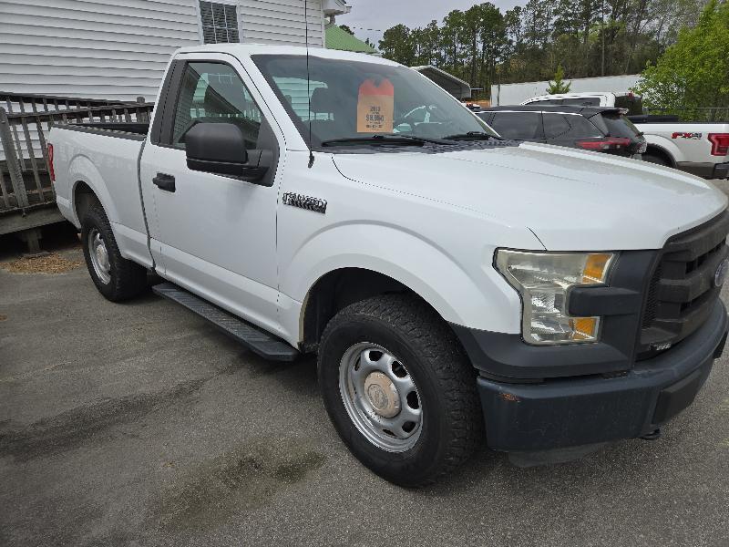 Ford F-150 XL 4WD Reg Cab 6.5' Box 2015