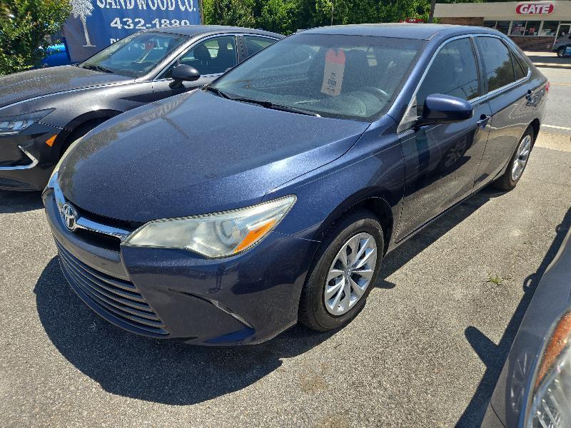 Toyota Camry SE 2017