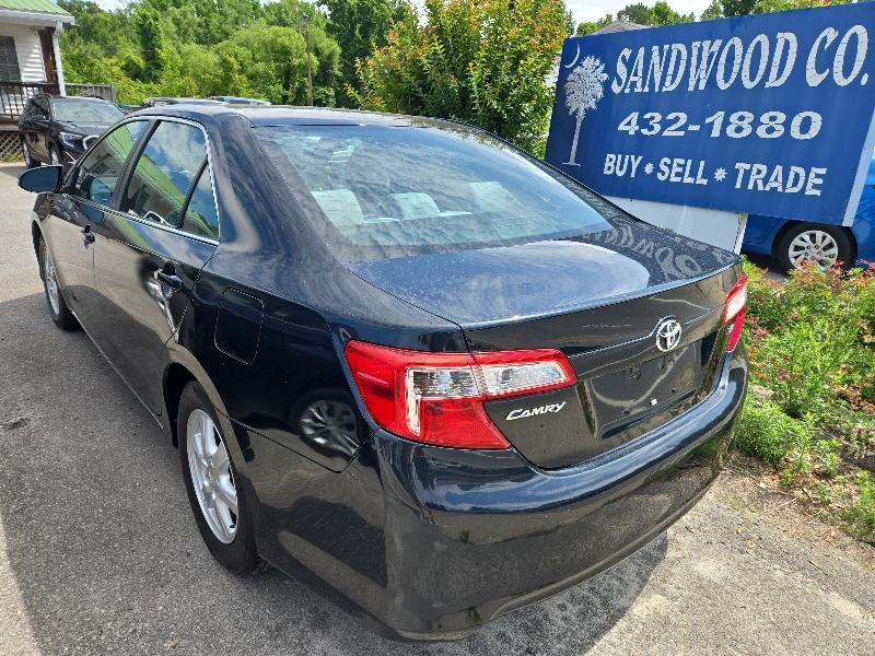 Toyota Camry L 2012