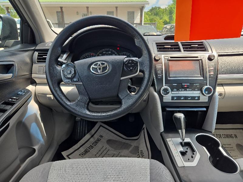 Toyota Camry L 2012