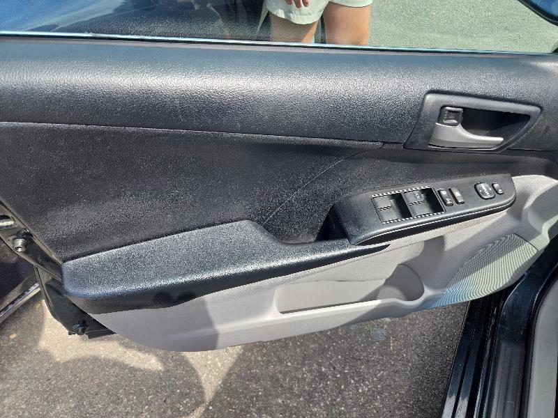 Toyota Camry L 2012