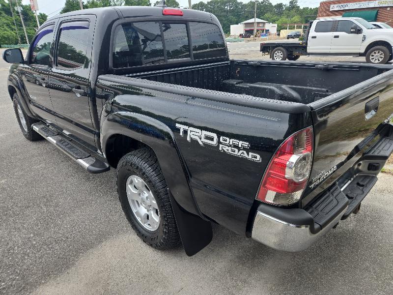 Toyota Tacoma PreRunner Double Cab V6 5AT 2WD 2015