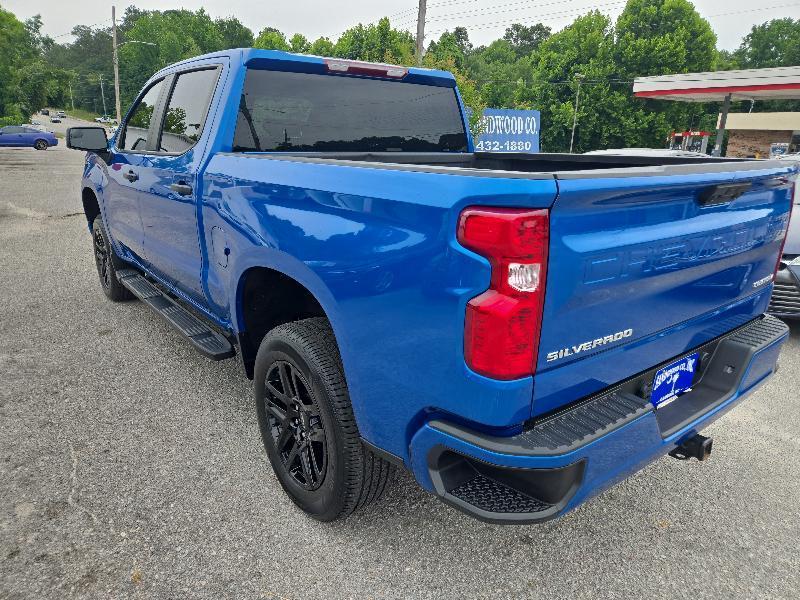 Chevrolet Silverado 1500 Custom Crew Cab 2WD 2024