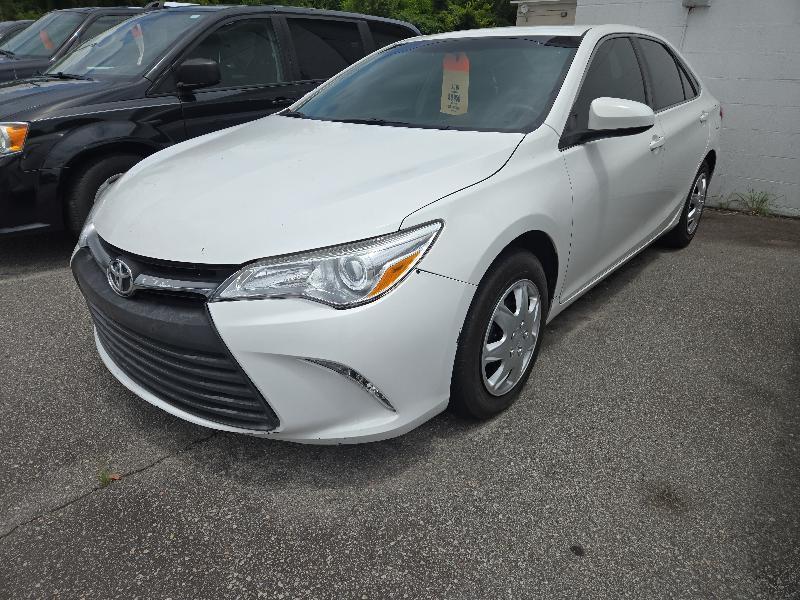 2016 Toyota Camry XLE