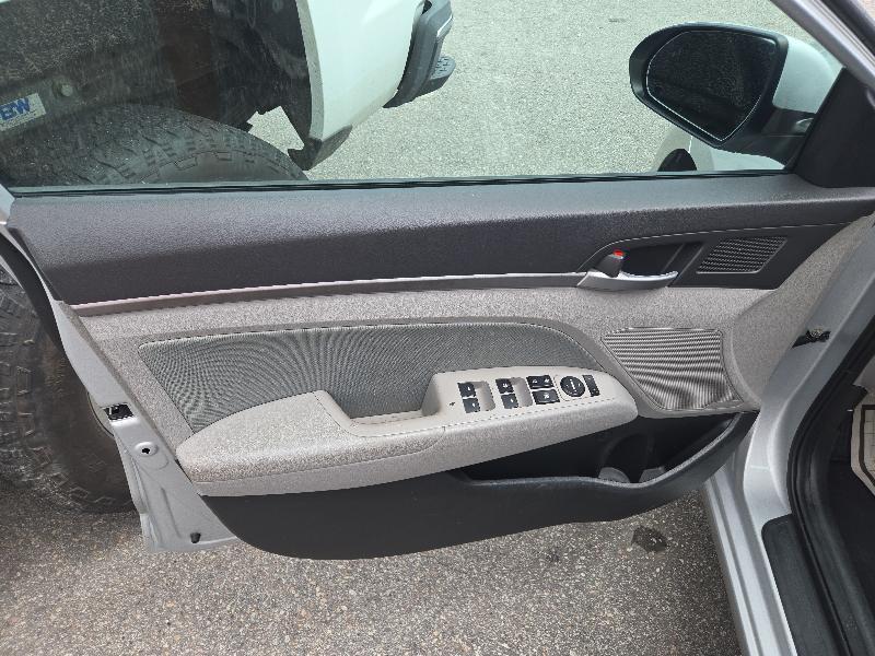 Hyundai Elantra SE 2017