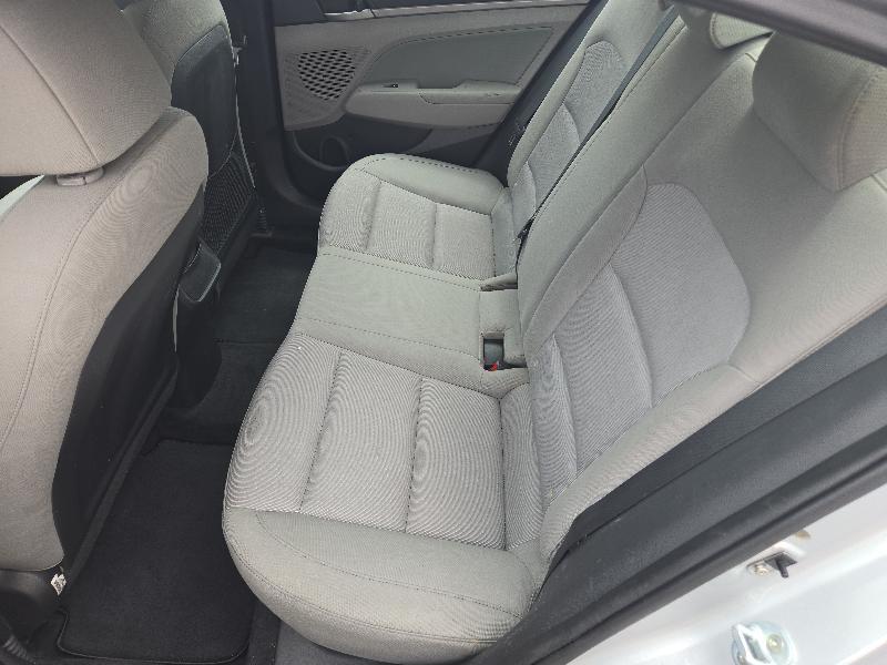 Hyundai Elantra SE 2017