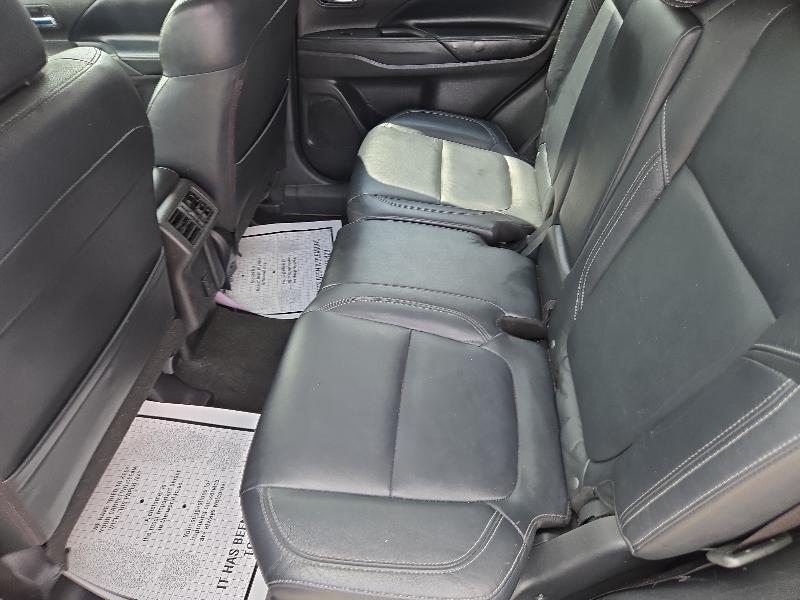 Mitsubishi Outlander SEL AWD 2020