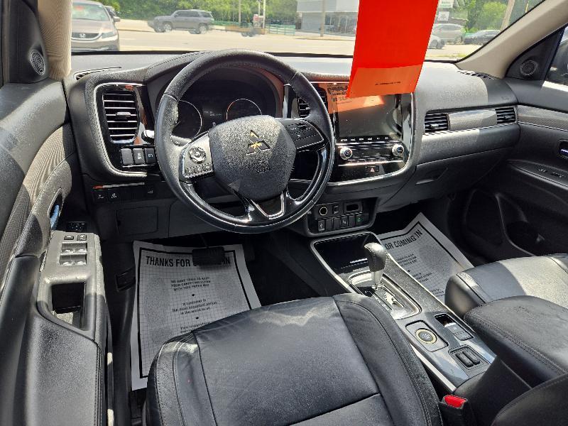 Mitsubishi Outlander SEL AWD 2020