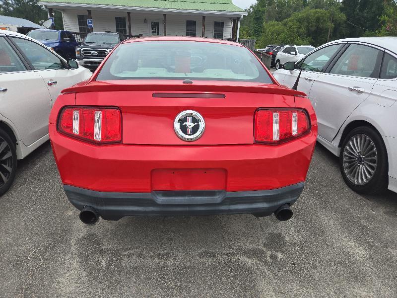 Ford Mustang V6 Coupe 2010