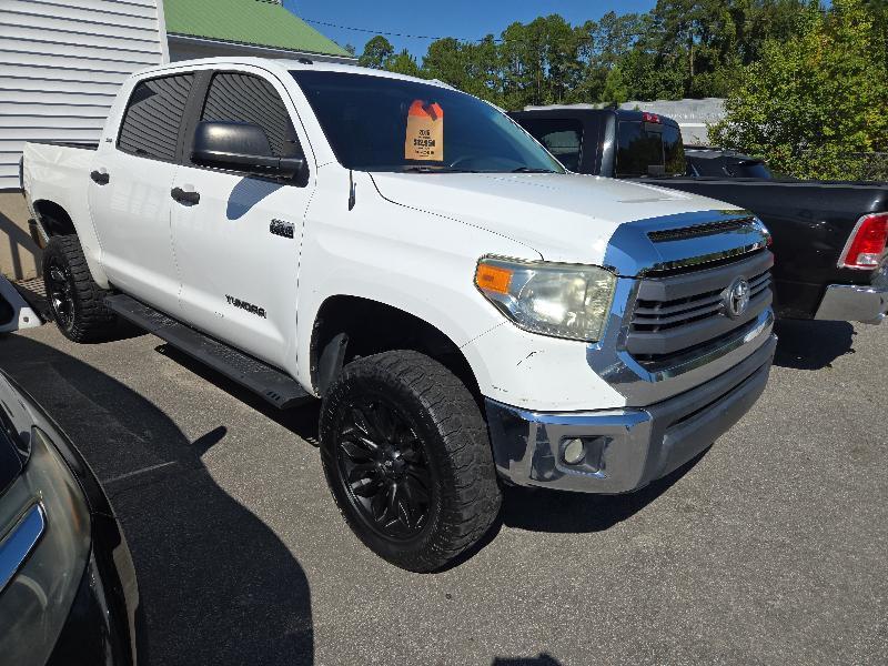2015 Toyota Tundra SR5 5.7L V8 FFV CrewMax 4WD