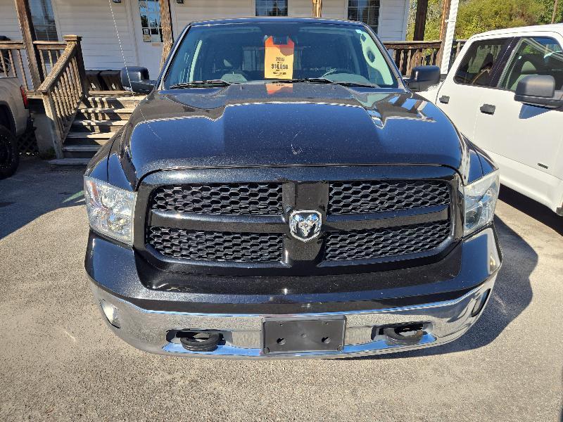 RAM 1500 SLT Crew Cab SWB 4WD 2016