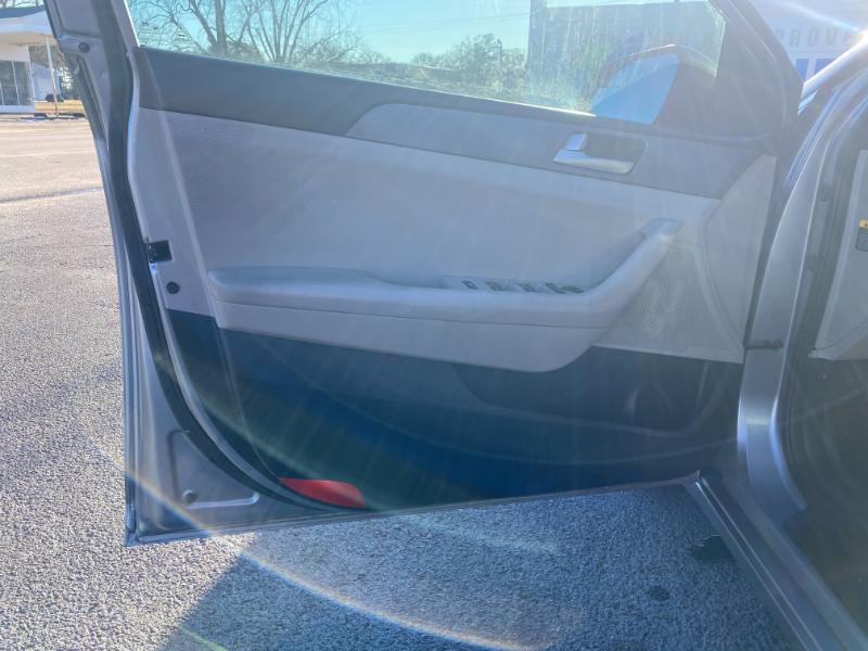 Hyundai Sonata SE 2016