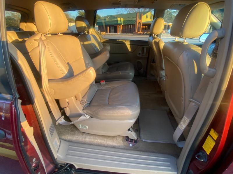 Toyota Sienna XLE 2005