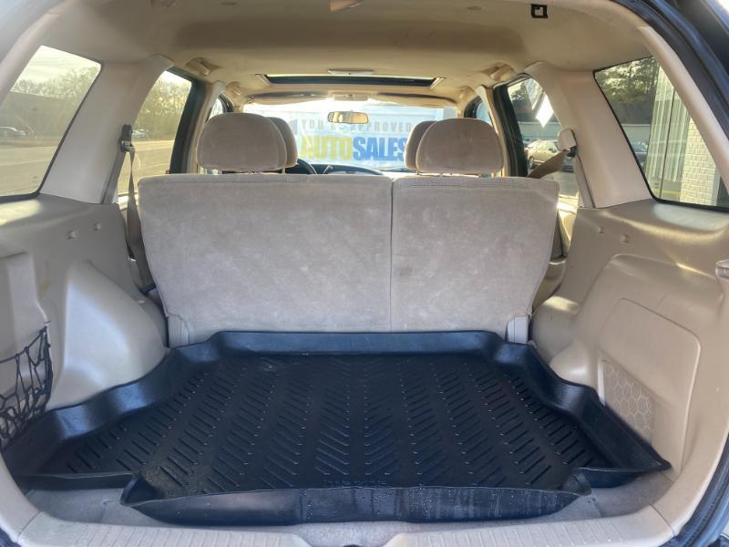 Mazda Tribute LX 2004