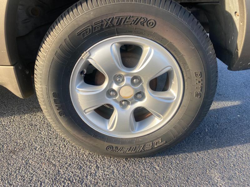 Mazda Tribute LX 2004