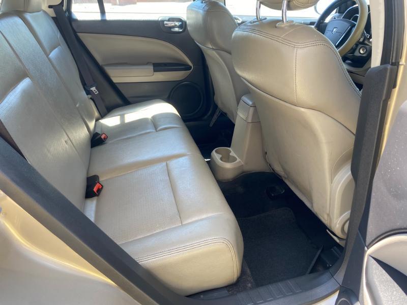 Dodge Caliber Uptown 2010