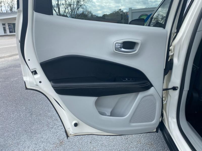 Jeep Compass Sport FWD 2017 Jeep Compass Sport FWD 2017