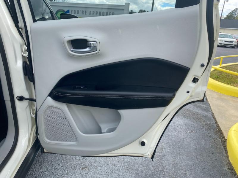 Jeep Compass Sport FWD 2017 Jeep Compass Sport FWD 2017