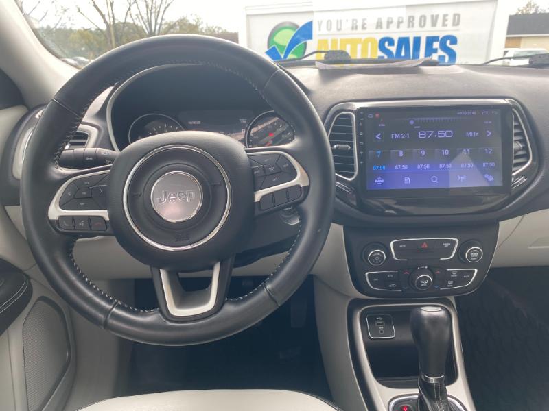 Jeep Compass Sport FWD 2017 Jeep Compass Sport FWD 2017