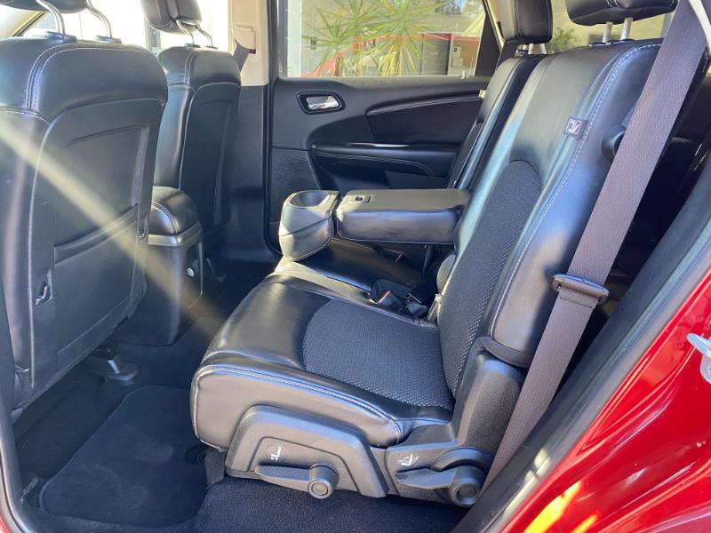 Dodge Journey Crossroad FWD 2016 Dodge Journey Crossroad FWD 2016