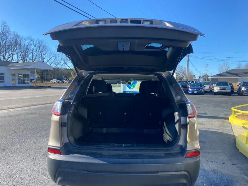 Jeep Cherokee Latitude FWD 2019