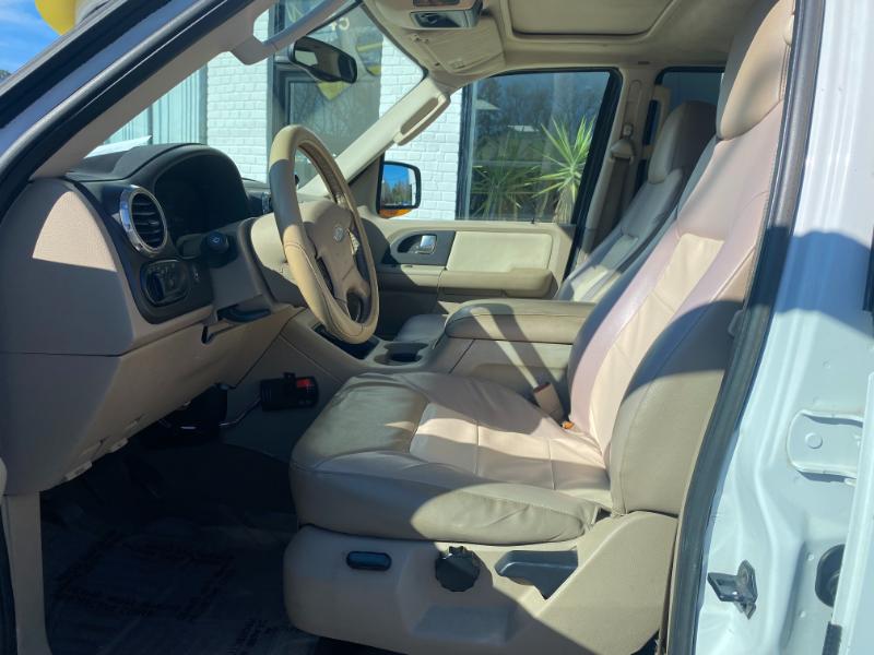 Ford Expedition Eddie Bauer 4.6L 2WD 2004