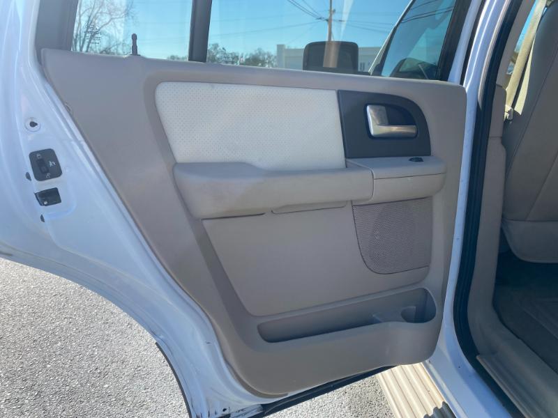 Ford Expedition Eddie Bauer 4.6L 2WD 2004