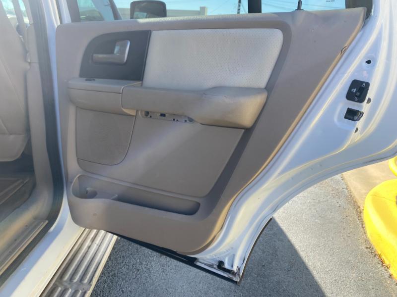 Ford Expedition Eddie Bauer 4.6L 2WD 2004