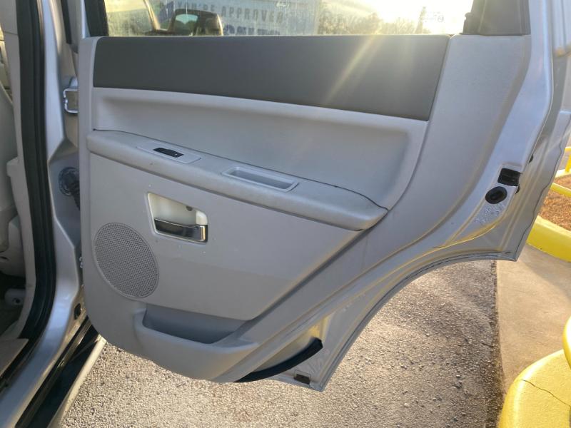 Jeep Grand Cherokee Limited 2WD 2006