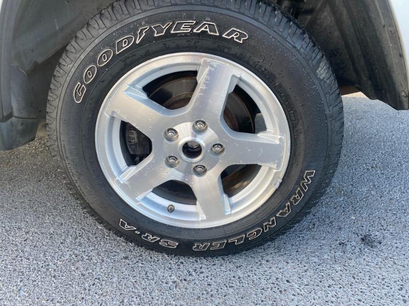 Jeep Grand Cherokee Limited 2WD 2006