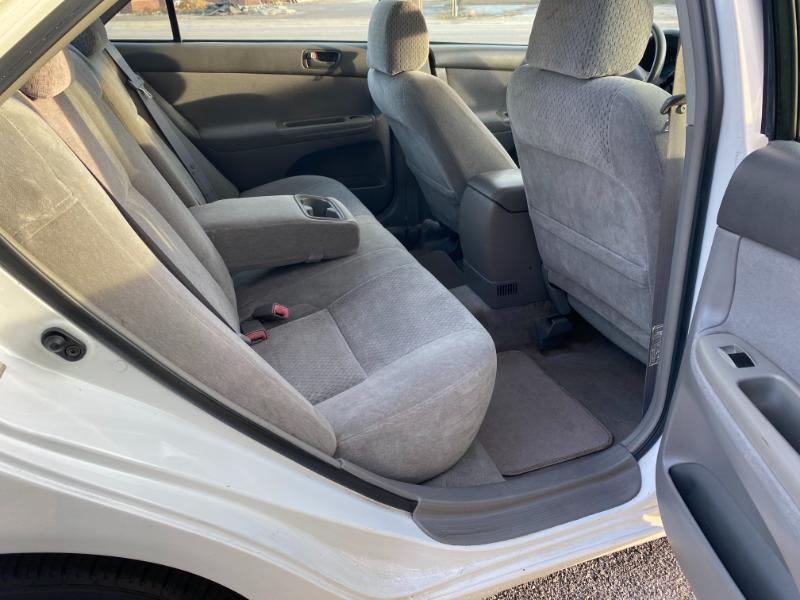 Toyota Camry XLE 2003