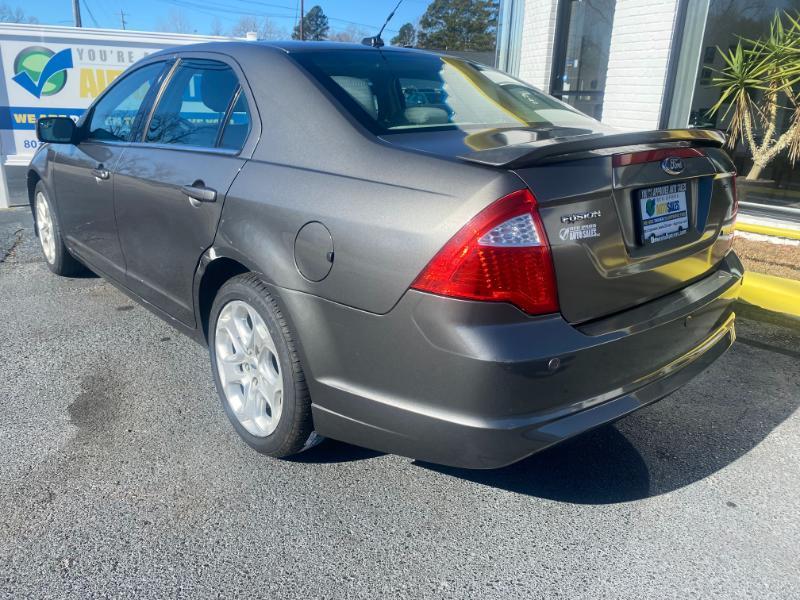 Ford Fusion I4 SE 2011