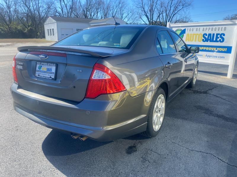 Ford Fusion I4 SE 2011