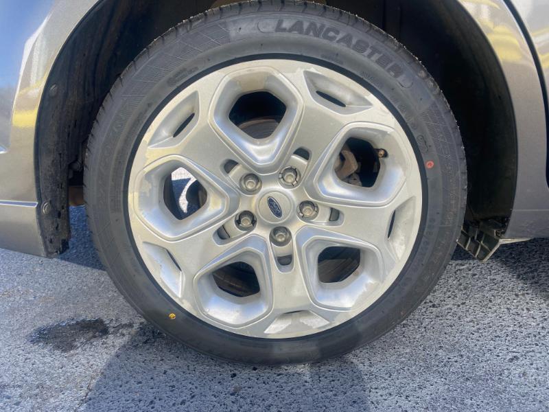 Ford Fusion I4 SE 2011