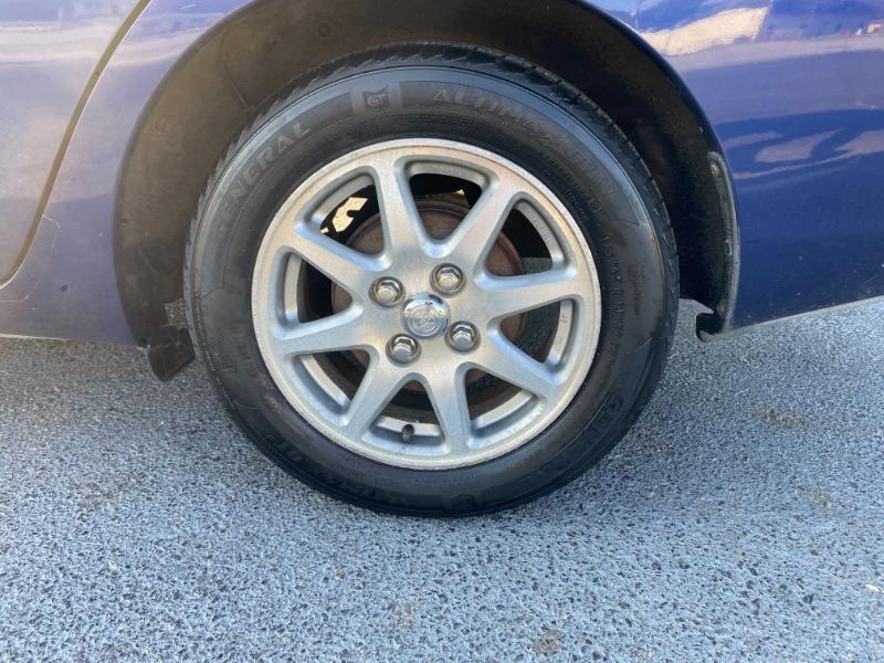 Toyota Prius 4-Door Sedan 2002