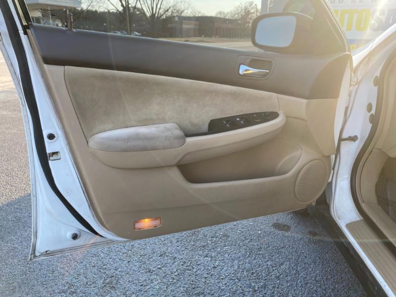 Honda Accord LX sedan AT 2003