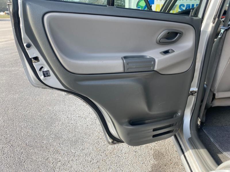 Chevrolet Tracker LT 4-Door 2WD 2003