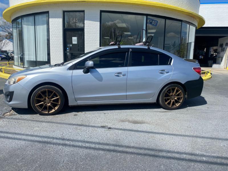 Subaru Impreza Limited 4-Door+S/R 2013
