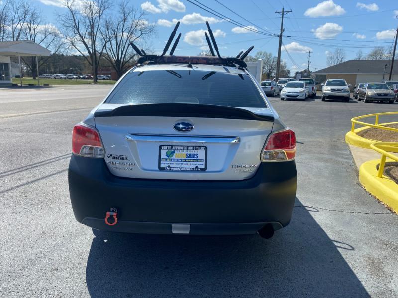 Subaru Impreza Limited 4-Door+S/R 2013