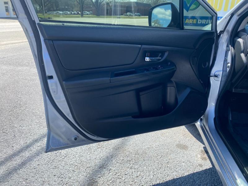 Subaru Impreza Limited 4-Door+S/R 2013