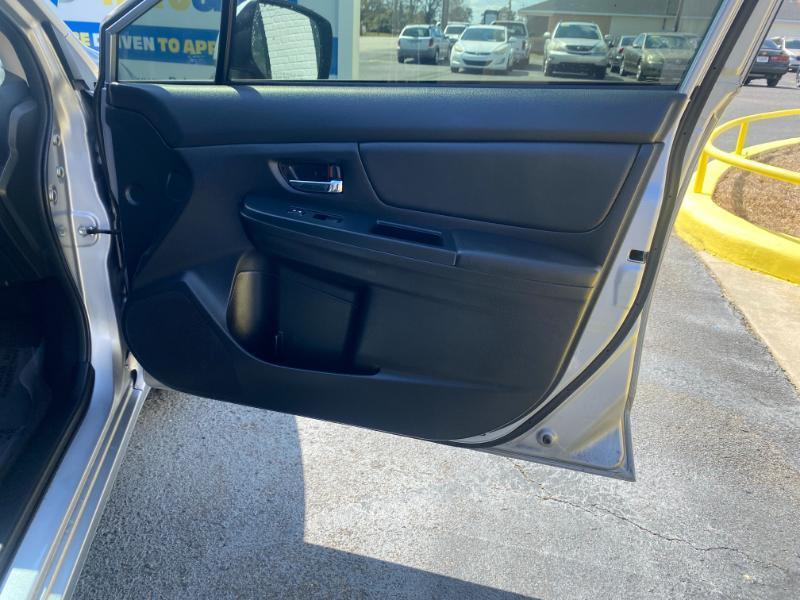 Subaru Impreza Limited 4-Door+S/R 2013