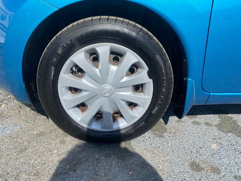 Nissan Versa Note S 2014