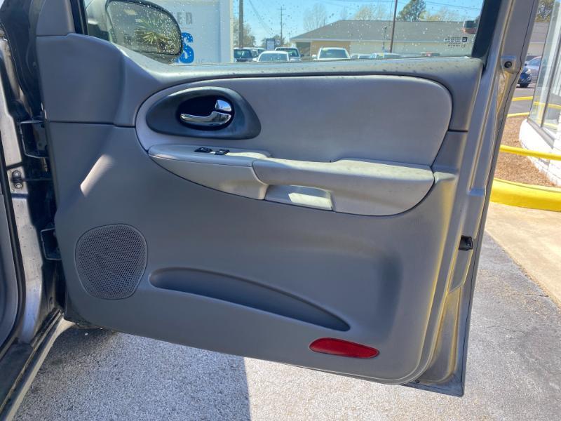 Chevrolet TrailBlazer LS 4WD 2005