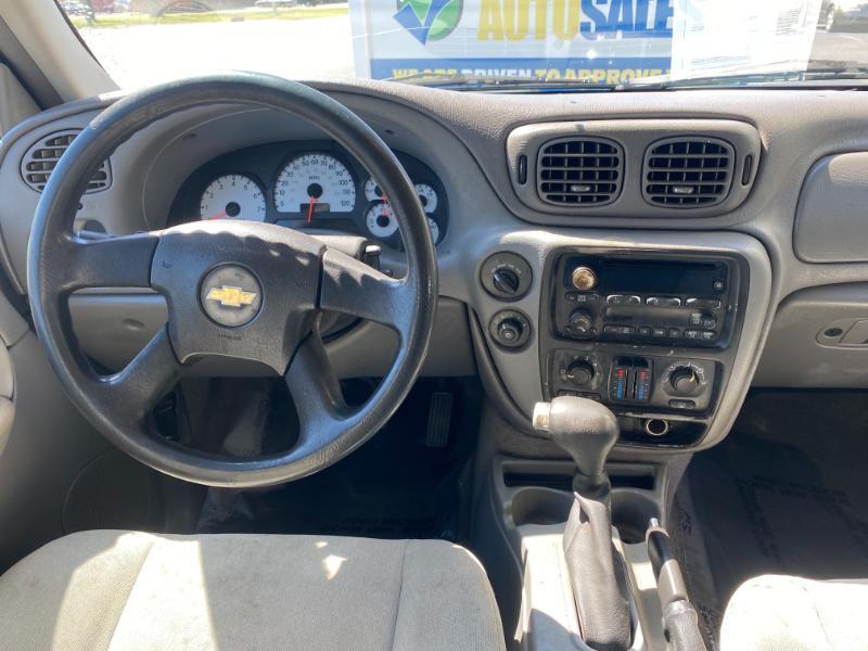 Chevrolet TrailBlazer LS 4WD 2005