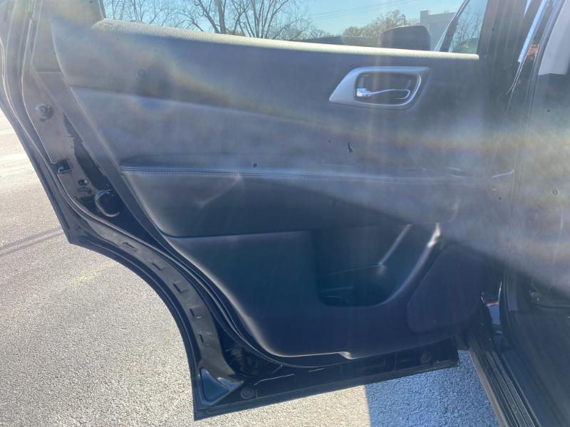 Nissan Pathfinder Platinum 4WD 2018