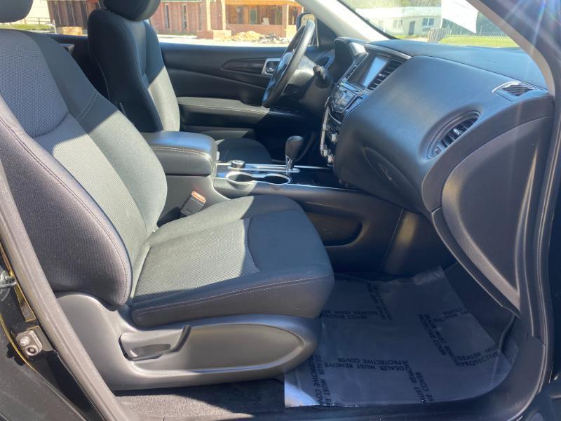 Nissan Pathfinder Platinum 4WD 2018