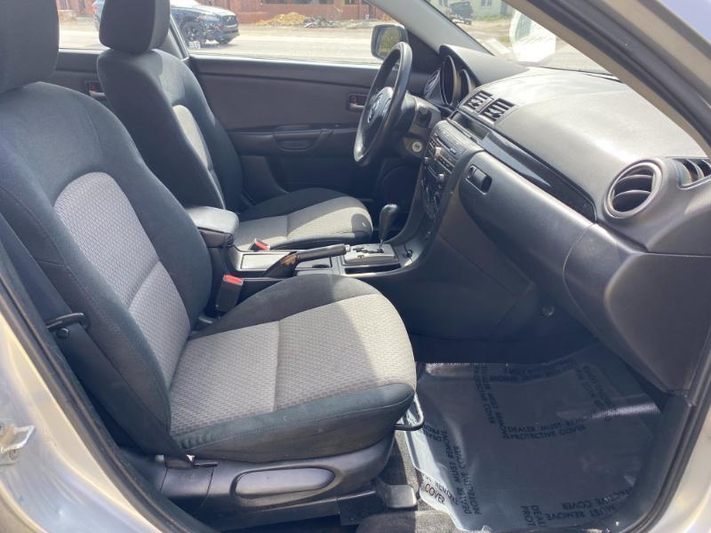 Mazda MAZDA3 i 4-door 2006