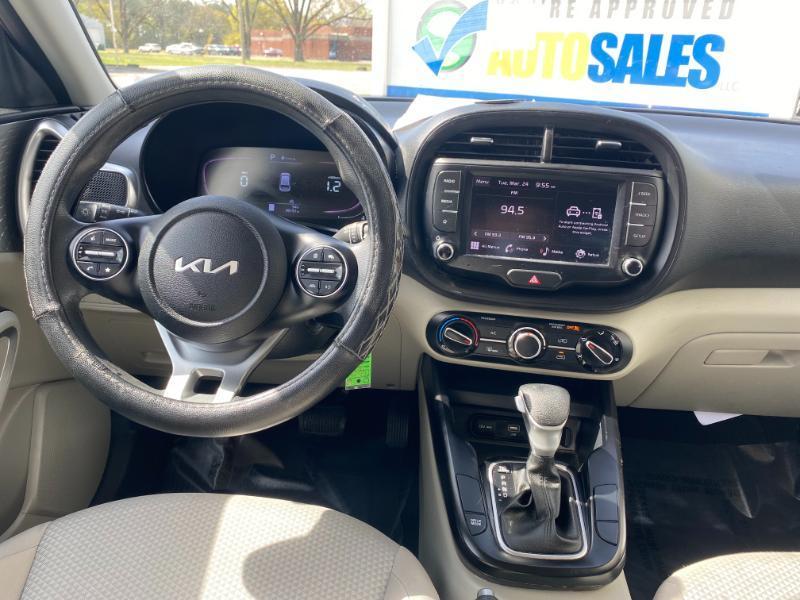 Kia Soul LX CVT 2023